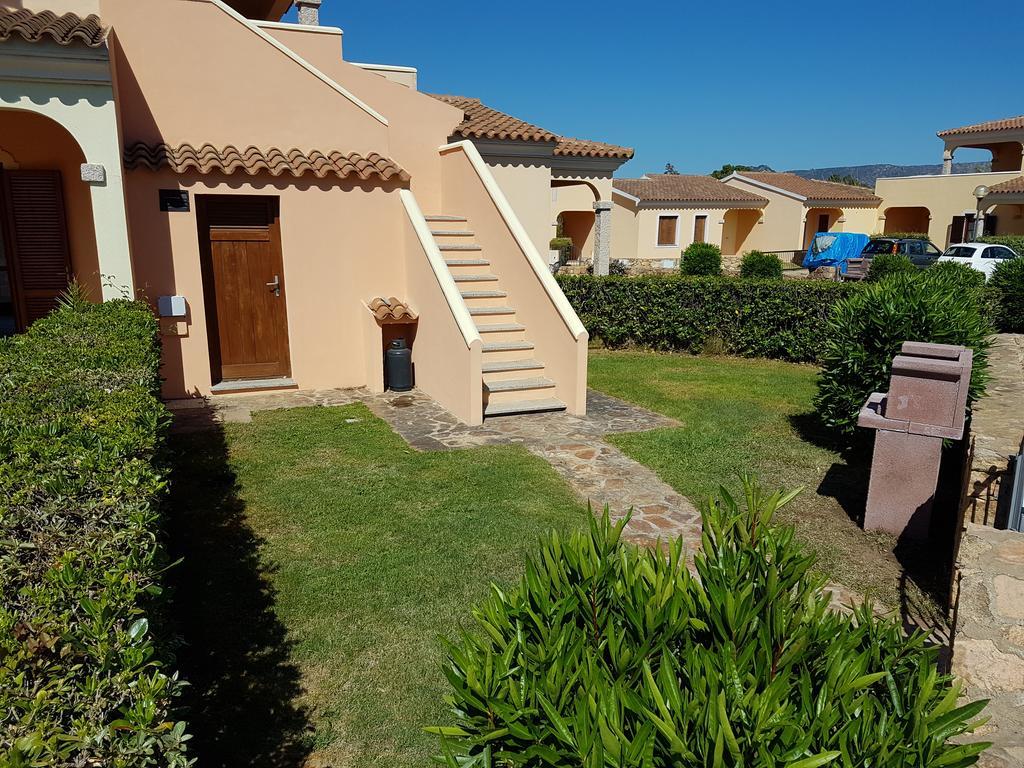 Appartamenti Corallo San Teodoro  Exterior photo